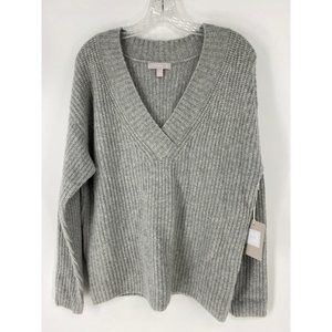 Chelsea 28 Grey V Neck Sweater Size M